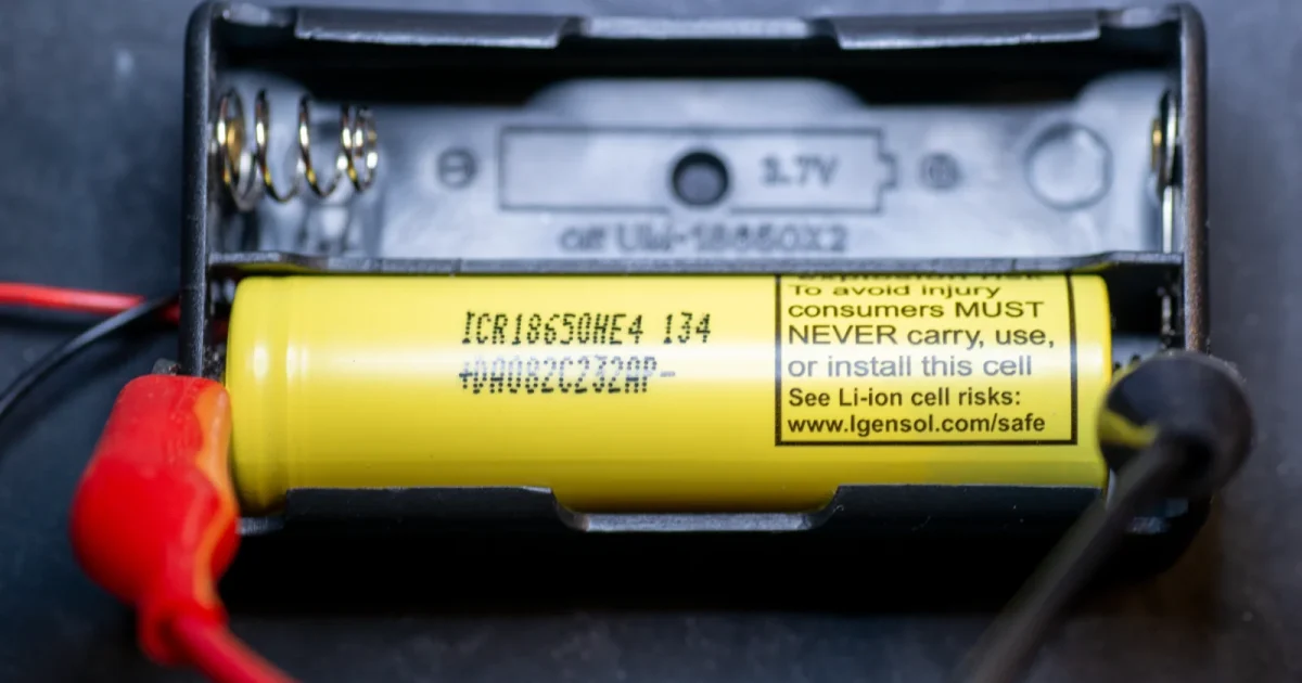 18650 Lithium Cell Being Charged